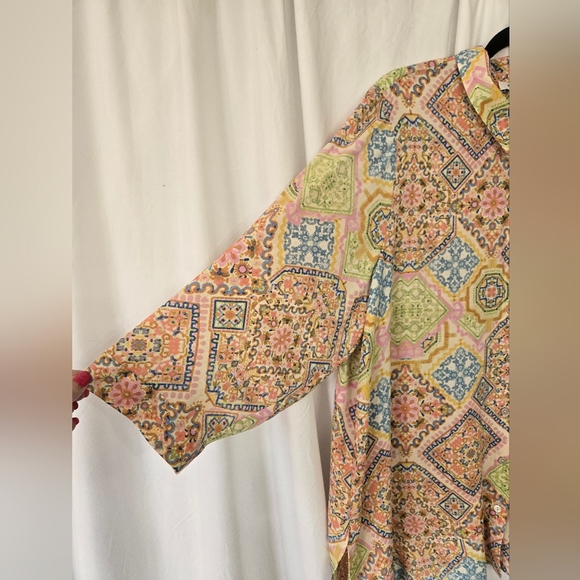 Rose & Olive Multicolor Geometric Button Up Blouse/Top Plus Size 1X - Picture 7 of 11